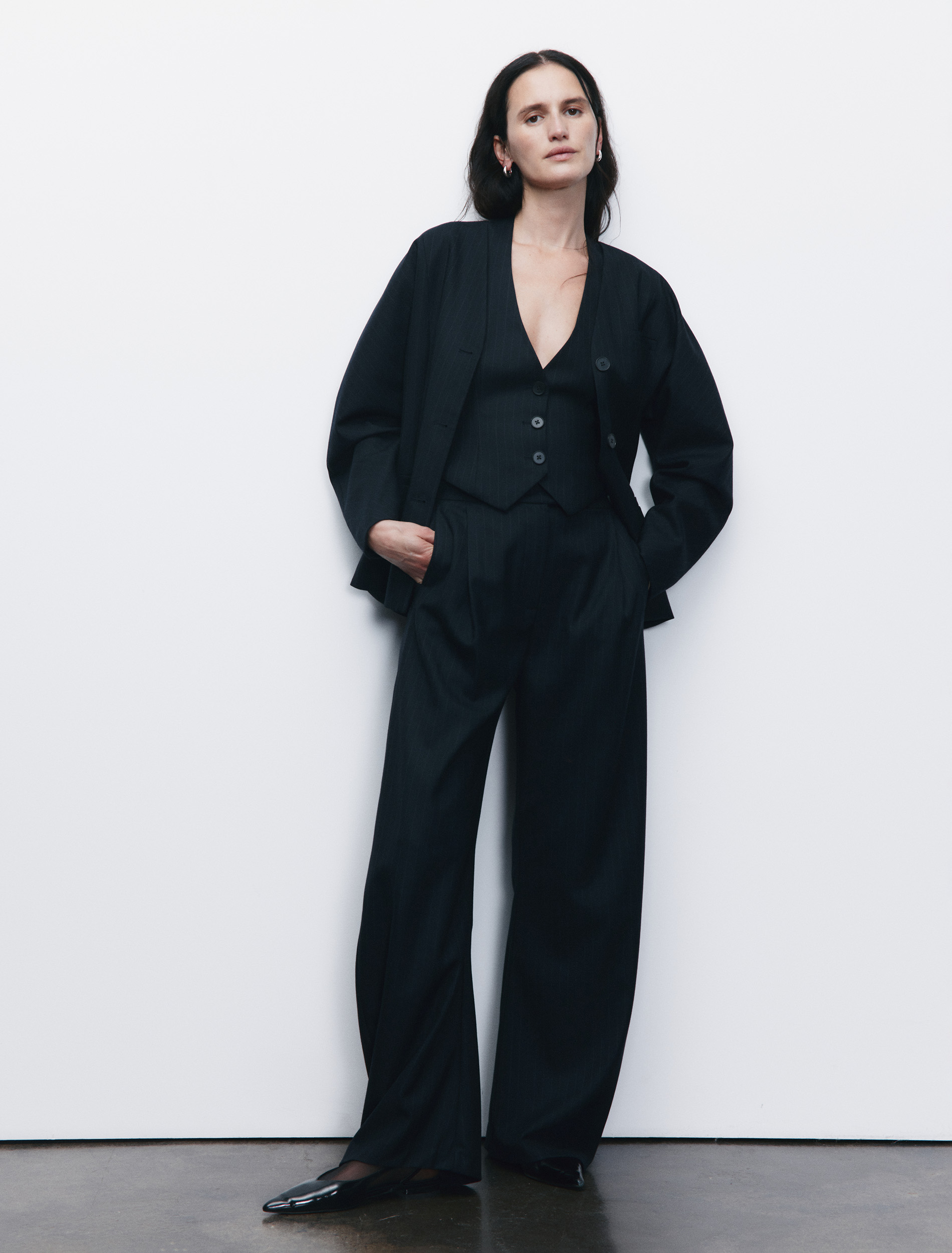 Fashion Expert 1
